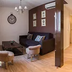 Apartment Alda Muralla De
