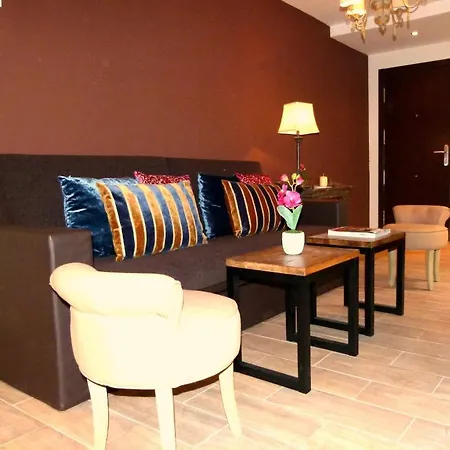 Alda Muralla De Appartement Toledo