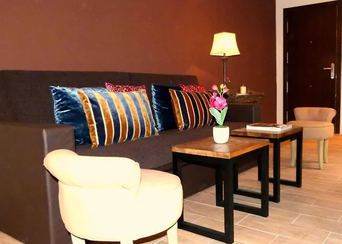 Alda Muralla De Apartamento Toledo