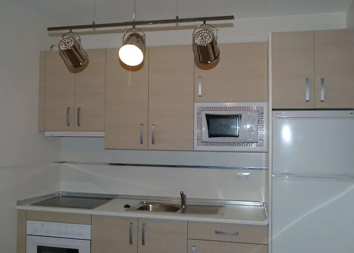 Alda Muralla De Apartamento Toledo